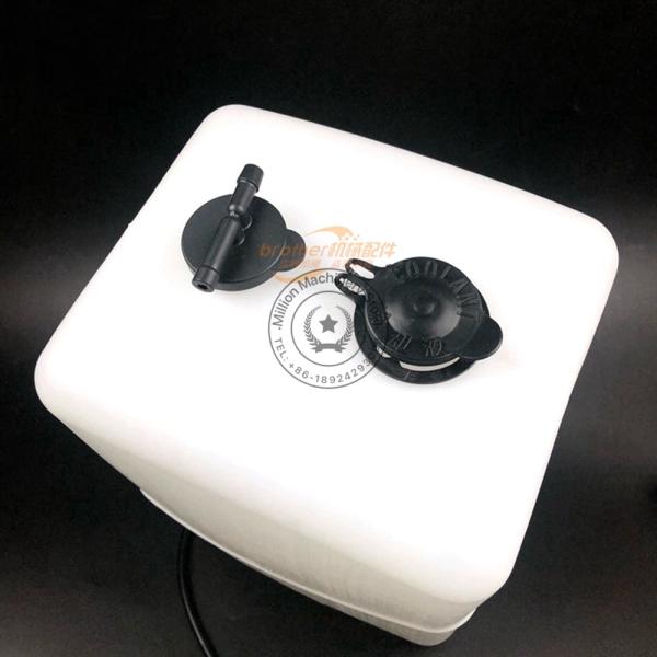 Цистерна с водой Хитачи 800 запаса бутылки с водой аксессуаров PC600 PC650 PC750 экскаватора KOMATSU пластиковая вспомогательная