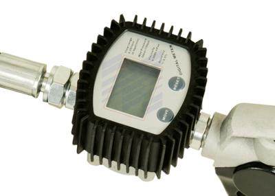 Digital Flow Meter Oil Control Valve Dispenses In Liter , Gallon , Pint And Quart