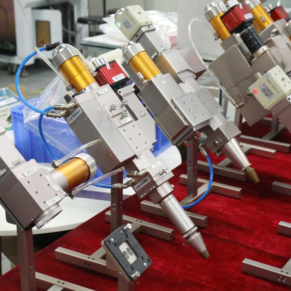 YAG Energy Negative Feedback Laser Welder for Precision Welding in Diverse Industries