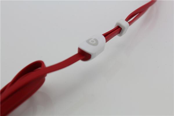 urBeats Earphones Wired White & Red With Medium Earbuds made in china grgheadsers.com
