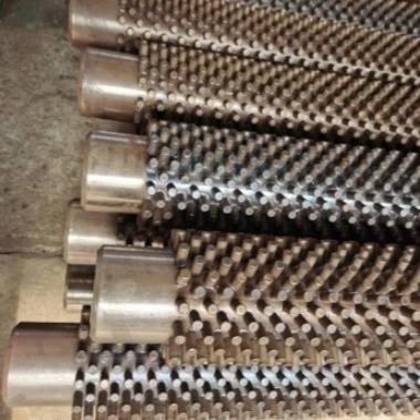 DELLOK Petrochemical Industry Carbon Steel Studded Tube Polishing