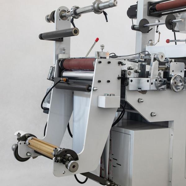 3.7kw Flat Bed Die Cutter 380V 3 phase with high precision
