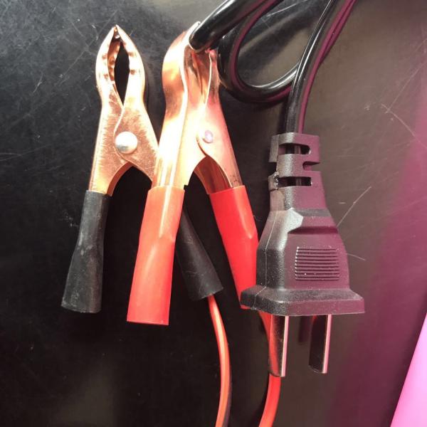 LCD Display 14.6V 6A Car Lead Acid Trickle Charger Aluminum Alloy housing