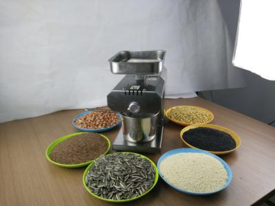 Tipo óleo da família do alimento que faz a máquina, máquina portátil da imprensa de óleo para sementes da planta