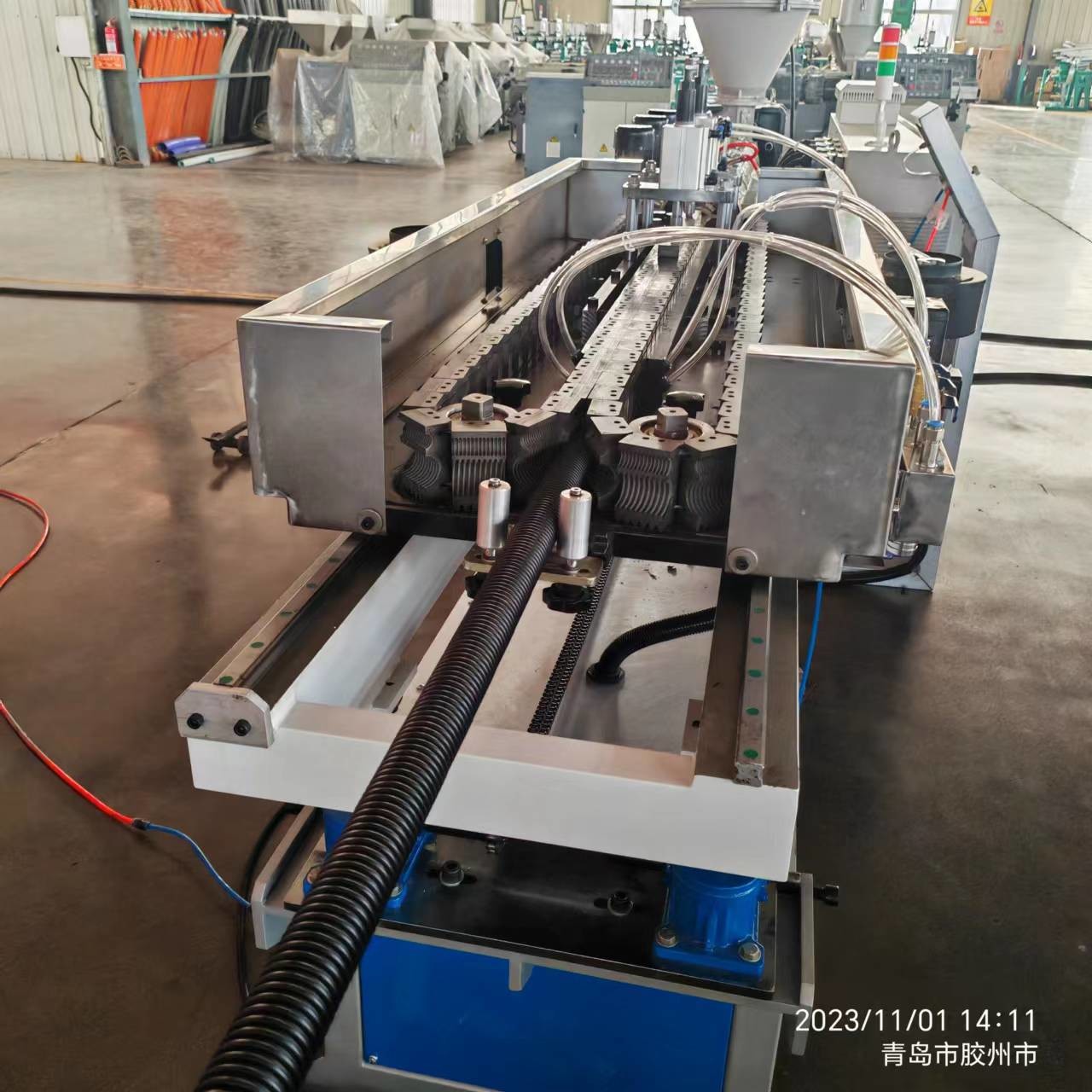 SGS HDPE трубная экструдерная машина, пластиковая одностенная гофрированная трубная линия