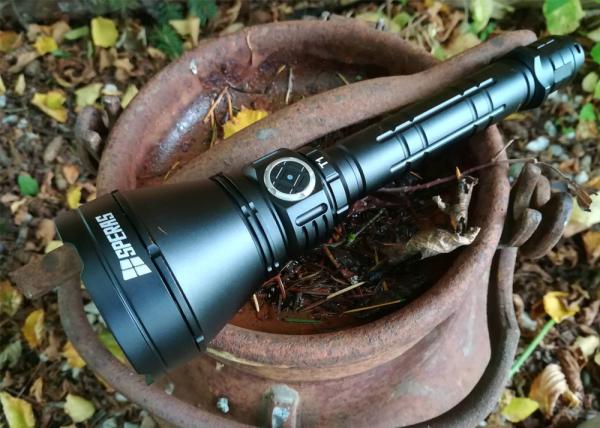 Hunting Search Side Switch 1200lm Heavy Duty LED Torch Light