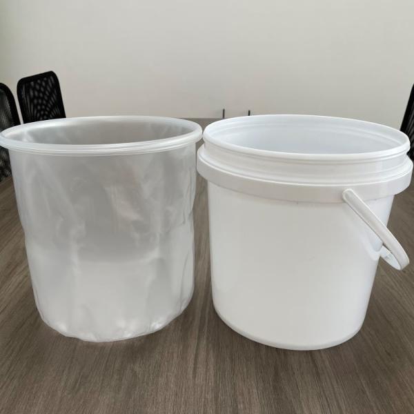 Rectangle Plastic Pail 20Liter Heavy duty without tear Liner in White for pet food