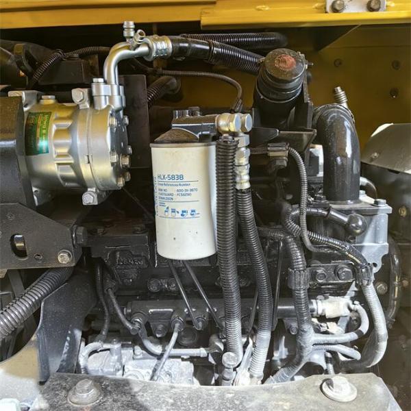 Operator Friendly Used Compact Excavators PC70-8 Komatsu 7 Ton Excavator