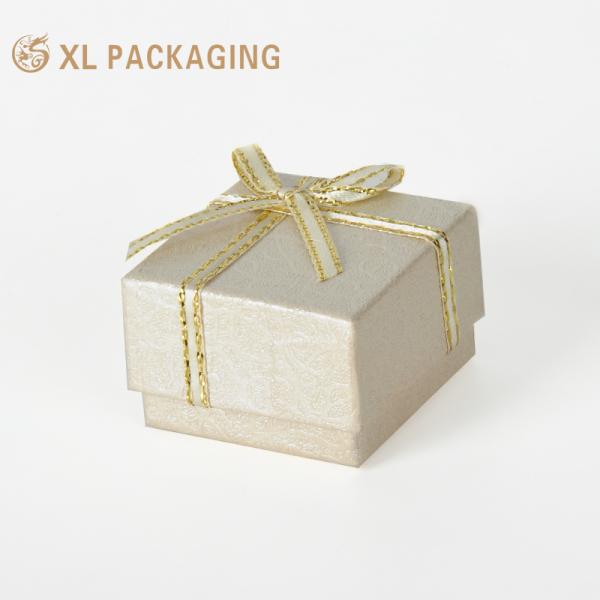 Luxury Custom Jewelry Boxes for Rings, Earrings & Bracelets