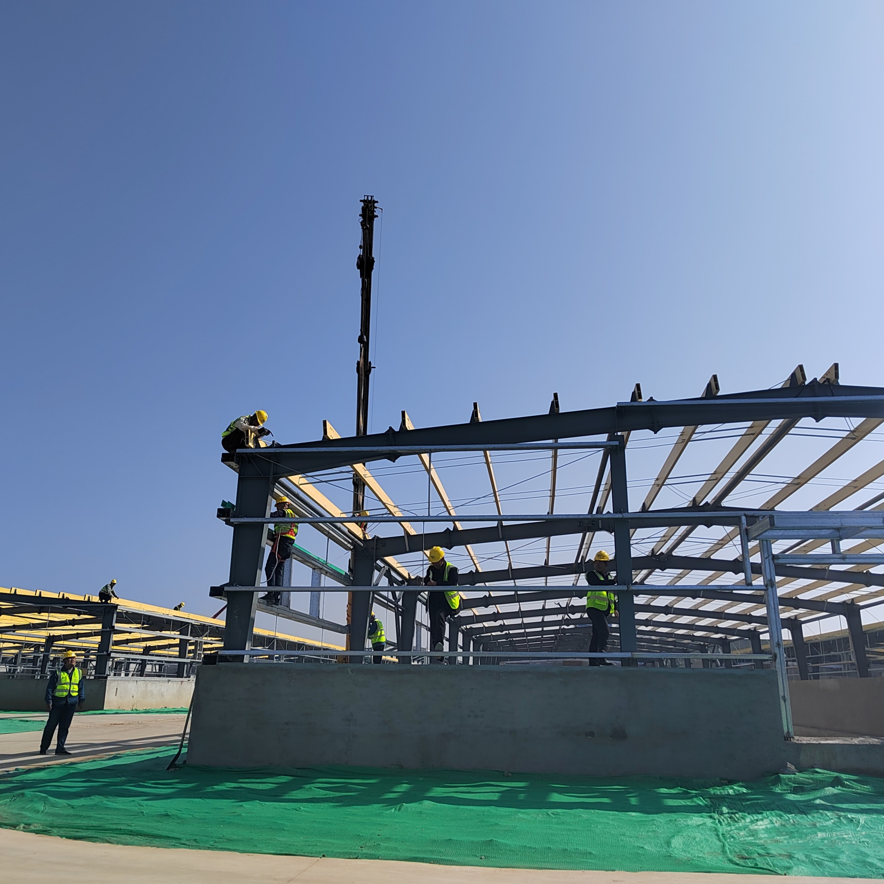Modular Prefab Steel Building I Beams And H Beams Prebuilt Metal Buildings