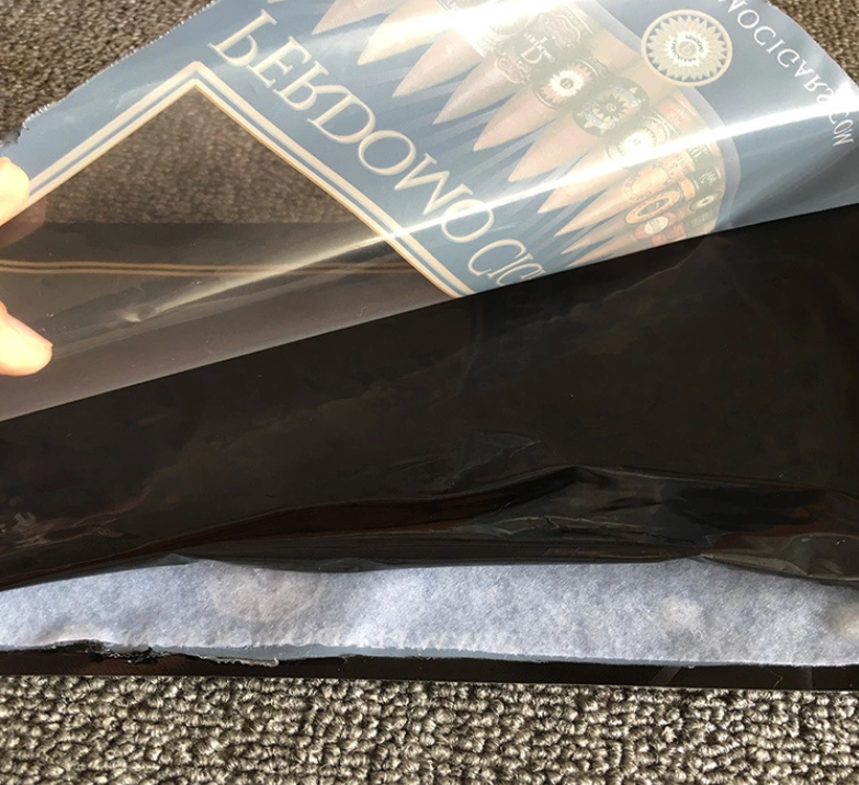 Chinese factory custom cigar moisturizing preservation bag and display box