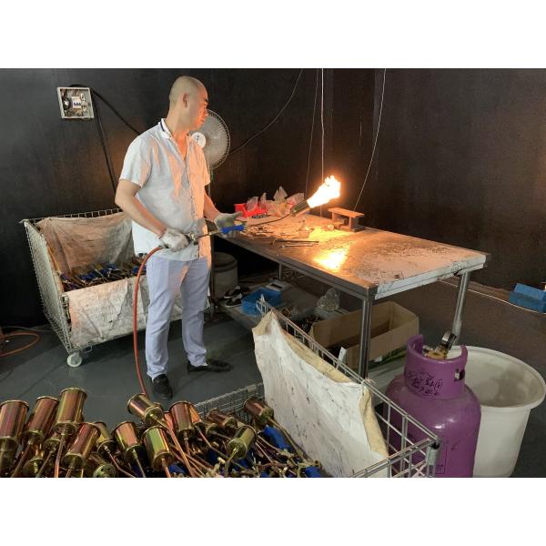 Воздушный резервуар Базовый штатив Складный контейнер Стоянка Газовый цилиндр Печь Аксессуары с ценами