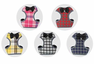 A Escape-prova XS de Cat Plaid Bowtie Harness Vest do cão de estimação aproveita para o cachorrinho & o gatinho