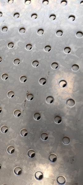 10-1500mm 316L Stainless Sheet BA Perforated Plate Steel For Foodstuff