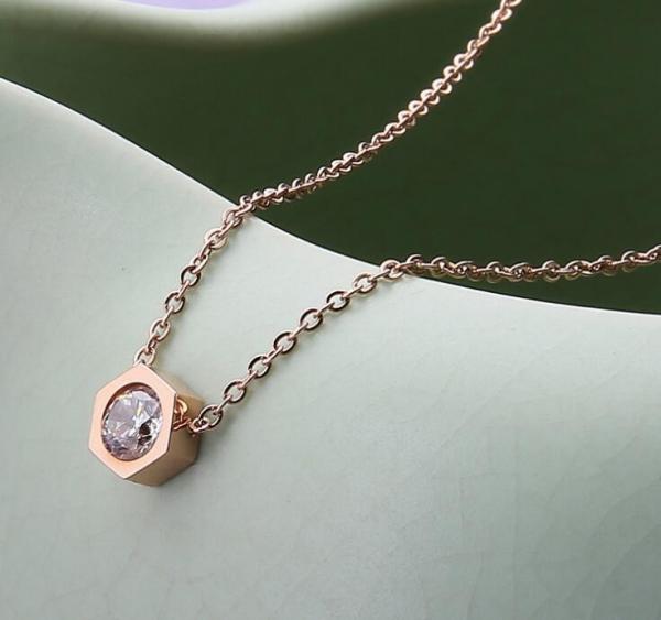 Stainless Steel Jewelry Fashion Pendant Necklace Rose Gold Diamond Necklace