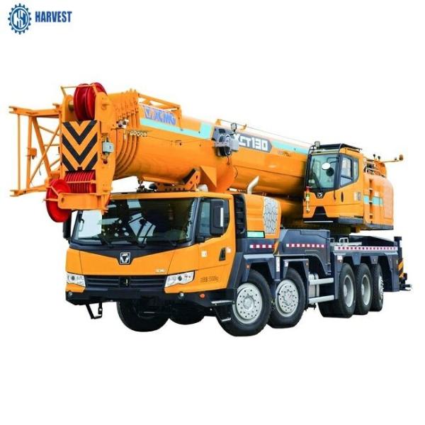 Envergure 8m 130 Ton Max Lifting Height 86m QY130K toute la grue de terrain
