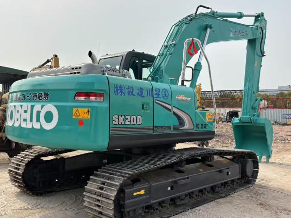 Used Kobelco SK200 Excavator 150HP for Construction Mining