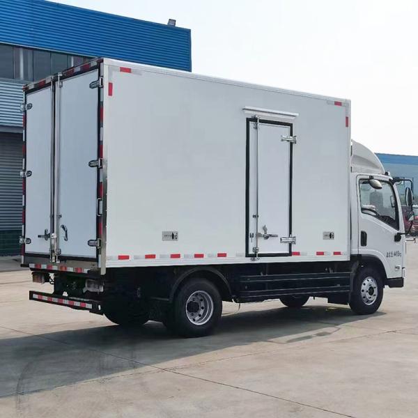 Top- 5995x2310x3390 Dimensions C-License Drivable Refrigerated Truck for Frozen Food Preservation and Transportation