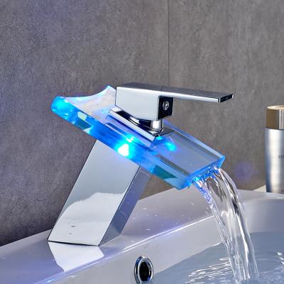 Single Multi - Function Bathroom Basin Faucets Chrome Plated For Body Wash