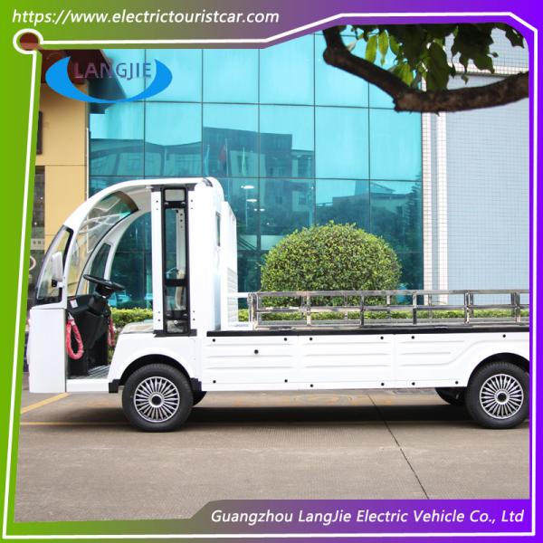 Carro bonde azul compacto da bagagem para os aeroportos a favor do meio ambiente