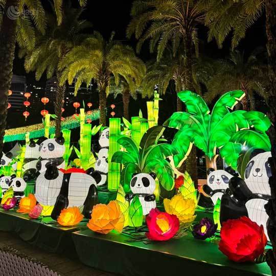Custom Colorful Elephant Family LED Lantern Set, Wild Animal Light Sculptures with Plant Scenery for Park Lantern Festival