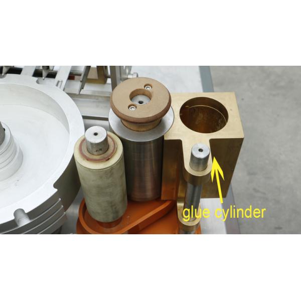 Wet Glue Bottle Labeling Machine with Automatic Labeling and 1mm Label Accuracy
