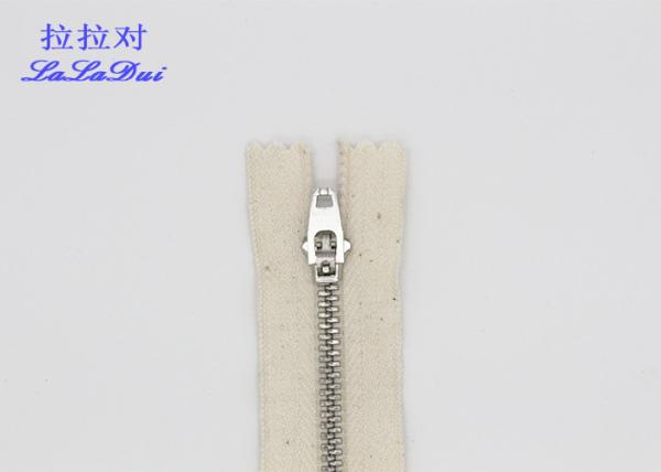 Cotton Overcoat Reverse Coil Zipper , Plating Nickel Teeth White Invisible Zipper