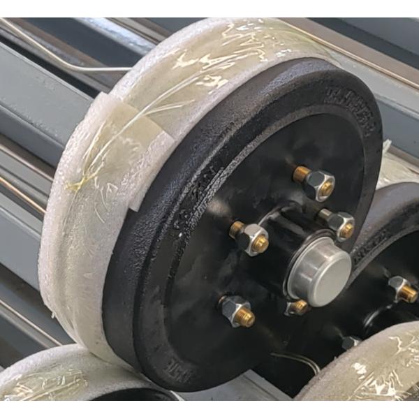 Цапфы трейлера трубки 50MM цапфы 1200-2000Kg трейлера гидравлического тормоза квадратной прямые