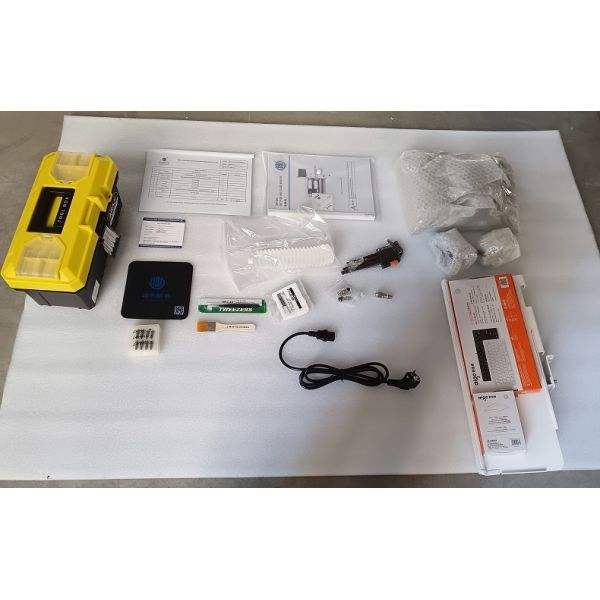 Upgrade 4-head SMD Pick And Place Machine CHM-551P Cast-iron Frame