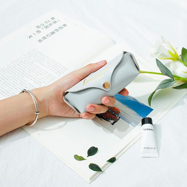 Waterproof Portable Lipstick Storage Case 13*4*6cm Gold Stamping Logo