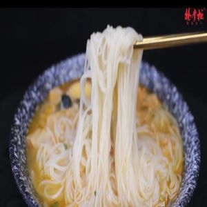 Non Fried Spicy Beef Flavor Instant Noodles yummy flavor instant noodles