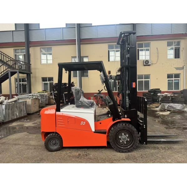 1.8 Ton 3 Wheel Electric Forklift CPD18 Three Pivot Compact Turning Radius Narrow Aisle Counterbalance Warehouse Truck