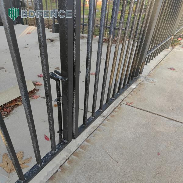 Impact-Resistant Tubular Steel Fence Theft-Deterrent
