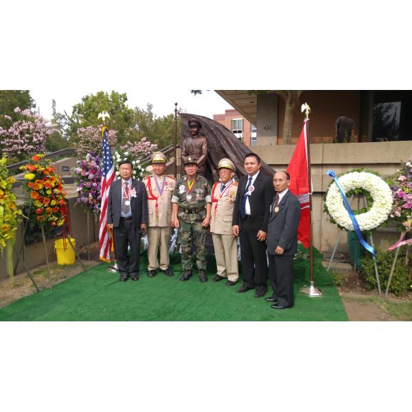 H2.5m Figuras militares de bronce personalizadas Cera perdida fundición monumentos de bronce