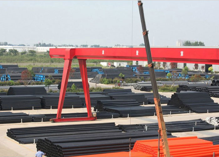Труба высококачественных и низкой цены Hdpe двойника стены трубы из волнистого листового металла пластиковая воды дренажа