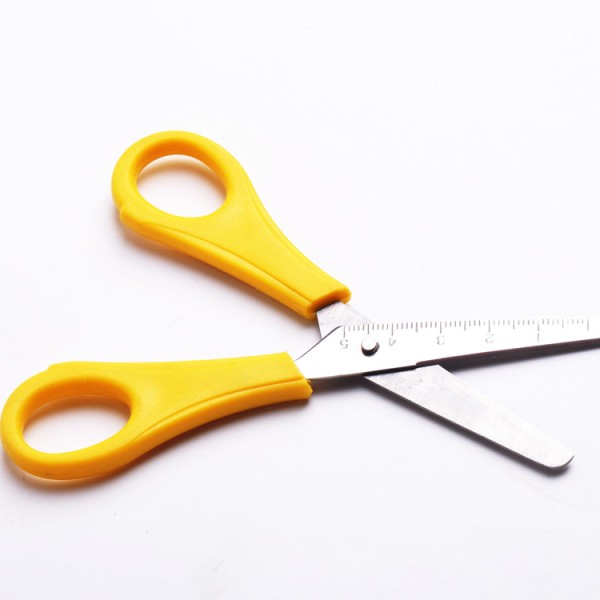 Wholesale safety plastic handle and carbon steel student scissor