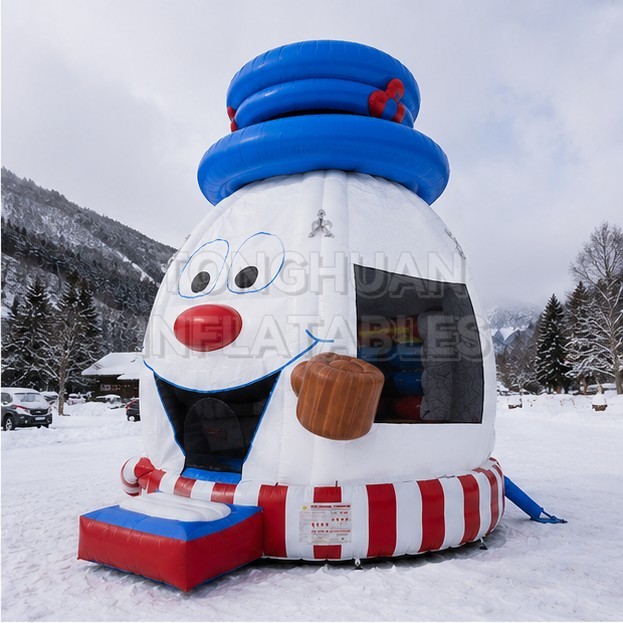 Premium Christmas Inflatable Bouncy Castle with Giant Snowman Design for Schools Shopping Malls Holiday Events and Party Rentals