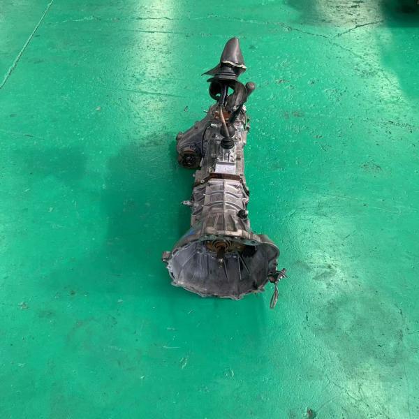 2024 3 L 4x4 Usado Toyota Prado Caja de cambios para camioneta ISUZU HVR Compatible