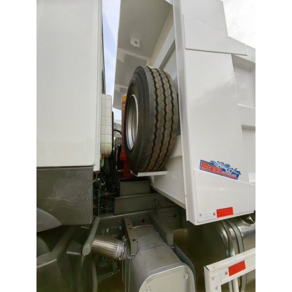 Howo Sinotruk 371  truck with fast transmission, diesel left turn box cargo hold