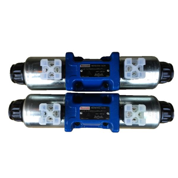 Válvula proporcional Rexroth 4WE10R5X/EG24N9K4/M Azul Eficiencia Energética Fácil de Instalar Buen Ahorro de Energía