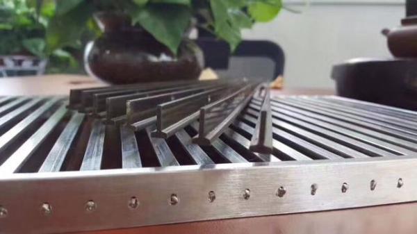 China Custom Made 304 Stainless Steel Ditch Cover Trench Drain Grates for Drains In Foshan Manufacturer