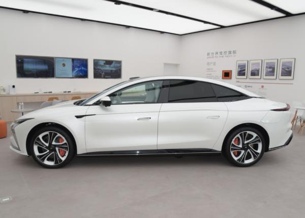 Veículo híbrido elétrico automóvel de energia nova