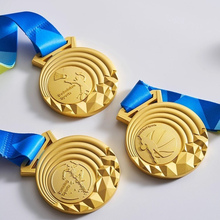 Zinc Alloy Metal Die Casting Machine for Sport Medal for Souvenir  Zinc Alloy Die Casting Machine for Medal Souvenir 