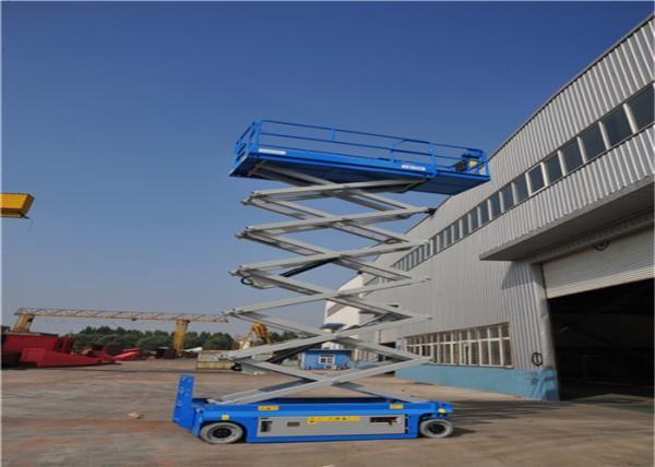 Steel Structure Rough Terrain Forklift , Hydraulic Platform Lift 13M High Loading Capacity