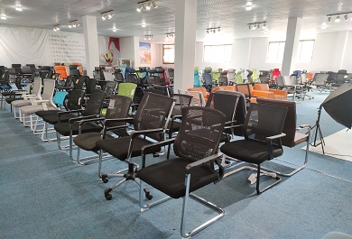 Office Manager Ergonomic PU Leather Chair High Back Swivel Adjustable