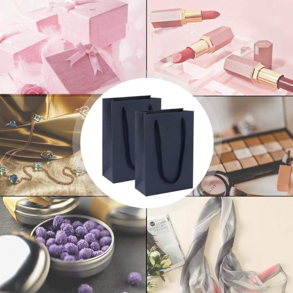 Boas bolsas de papel de luxo para roupas de vestuário feitos à mão e pedidos personalizados aceitos