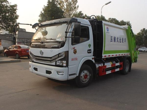 Dongfeng Dollicar D6 LNG 4x2 6cbm Compactor Garbage Truck