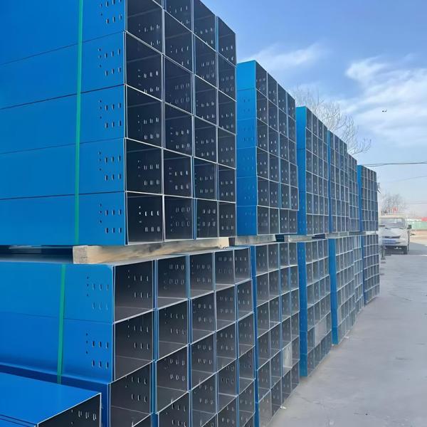 4 Slots Straight Slotted Cable Tray 50mm Height Straight Galvanised Steel Trunking