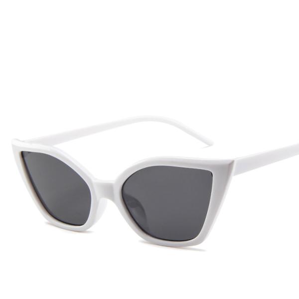Women'S Triangle Shape BSCI Small Frame Cat Eye Sunglasses 147MM