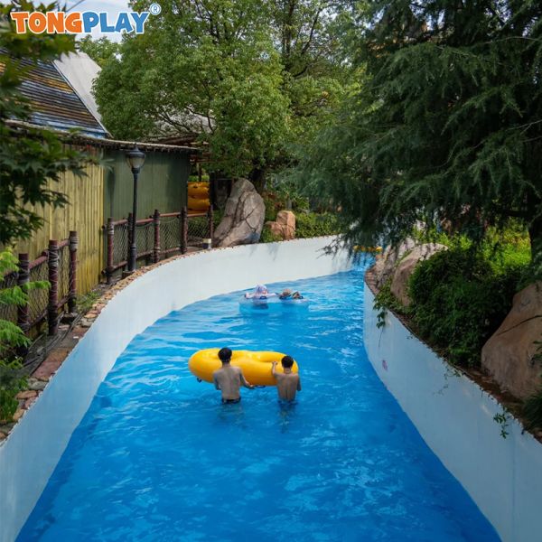 Grand toboggan aquatique Cyclone pour adultes, pour parc aquatique d'attractions